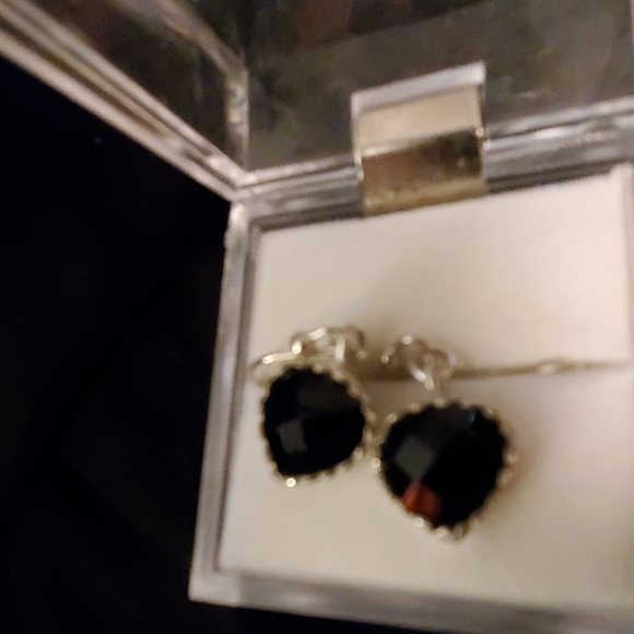 Gorgeous 925 sterling s earrings with cute stone - Picture 2 of 2